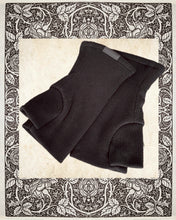 Fingerless Gloves in Ribbed Fleece
