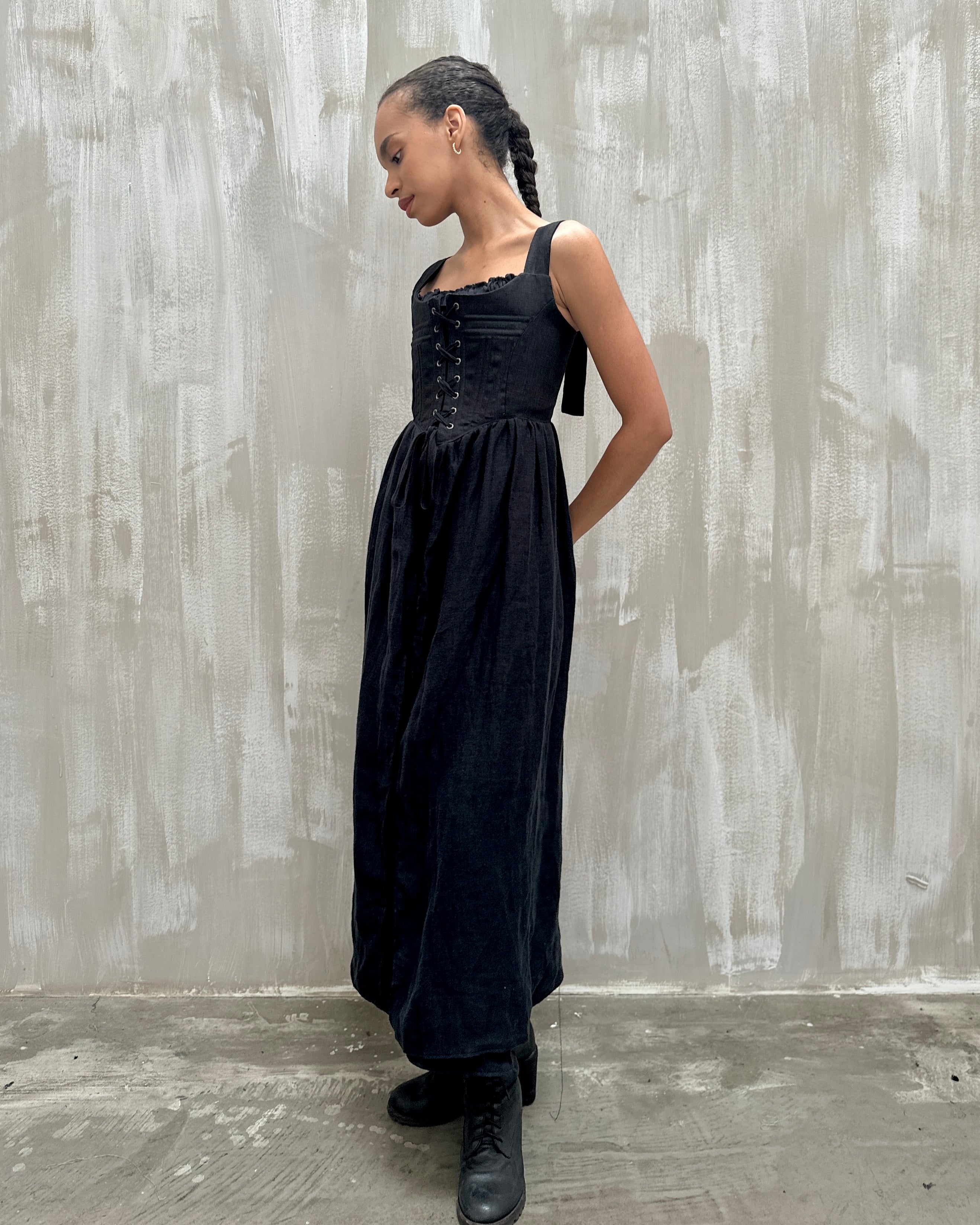 Caterina Stays Gown in Black Linen