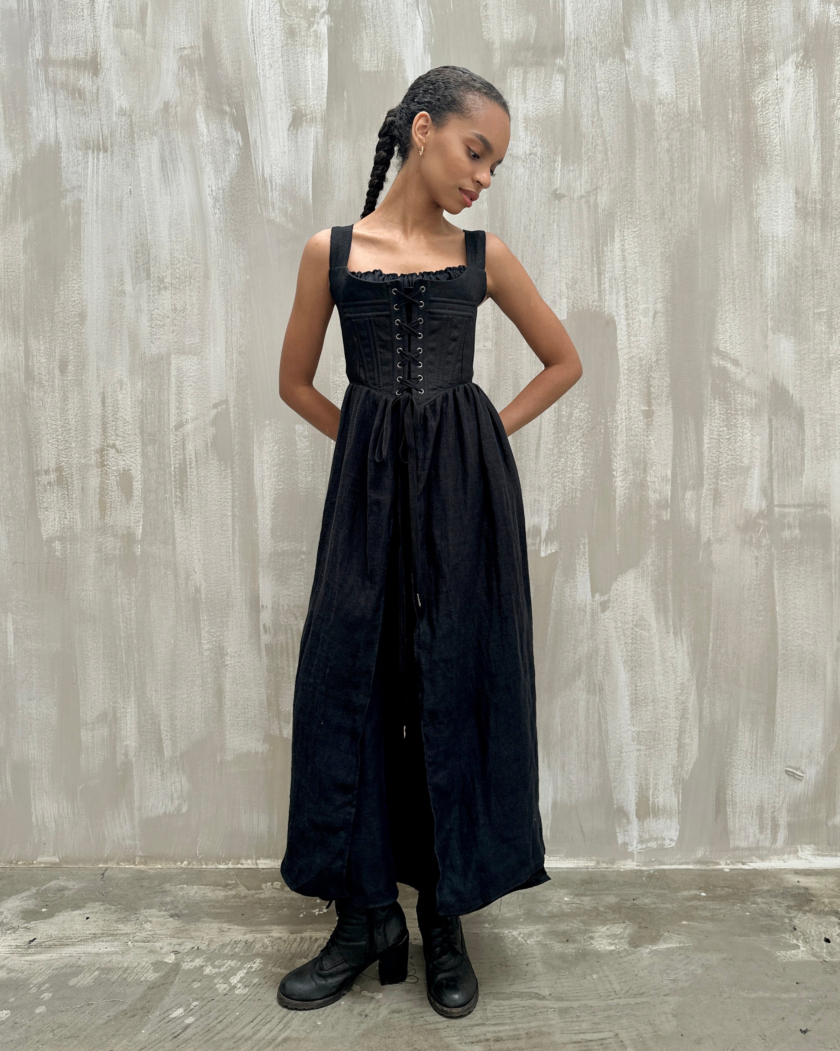 Caterina Stays Gown in Black Linen