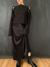 Detached Sleeve Top in Black Crinkled Cotton