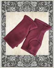 Fingerless Gloves in Ribbed Fleece